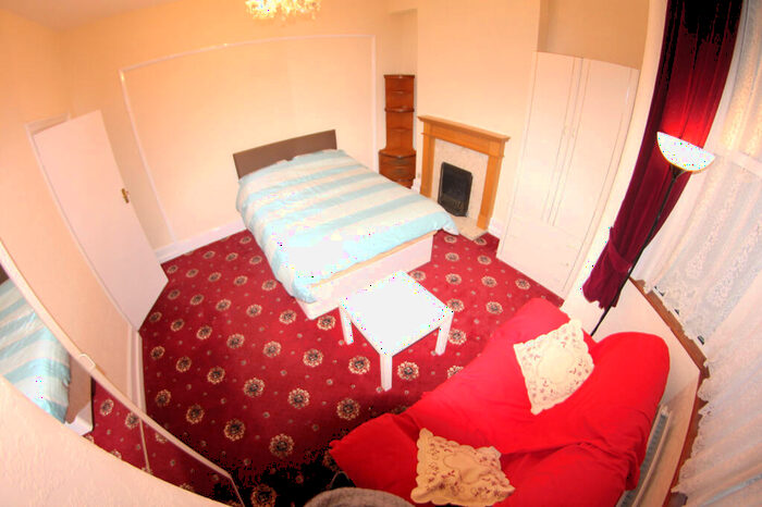 1 Bedroom House To Rent In High Street South, London, E6