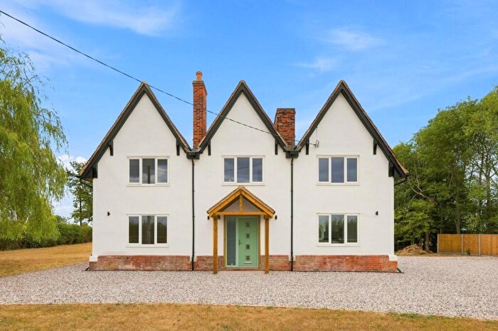 4 Bedroom Detached House For Sale In Gainsford End, Toppesfield, Halstead, CO9