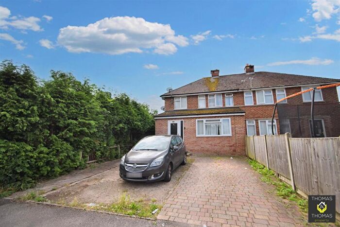 3 Bedroom Semi Detached House For Sale In Reservoir Road, Gloucester, GL4