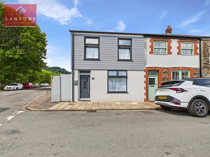4 Bedroom End Of Terrace House For Sale In Senghenydd Street, Treorchy, Rhondda Cynon Taff, CF42