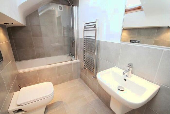 4 Bedroom End Of Terrace House To Rent In Lancing Road, Sheffield, S2