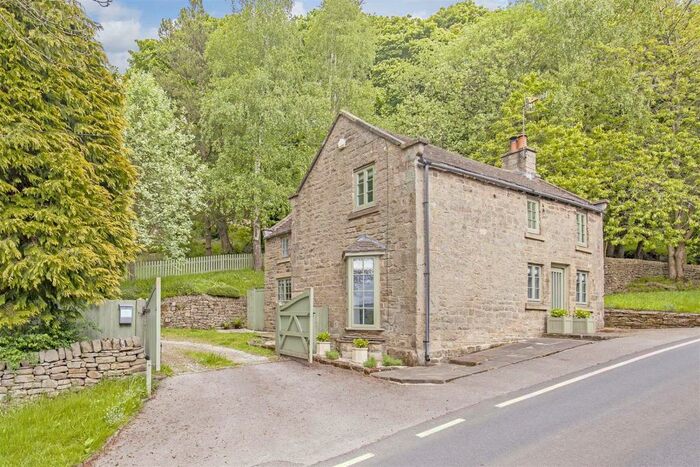 2 Bedroom House For Sale In Chesterfield Road, Rowsley, Matlock, DE4