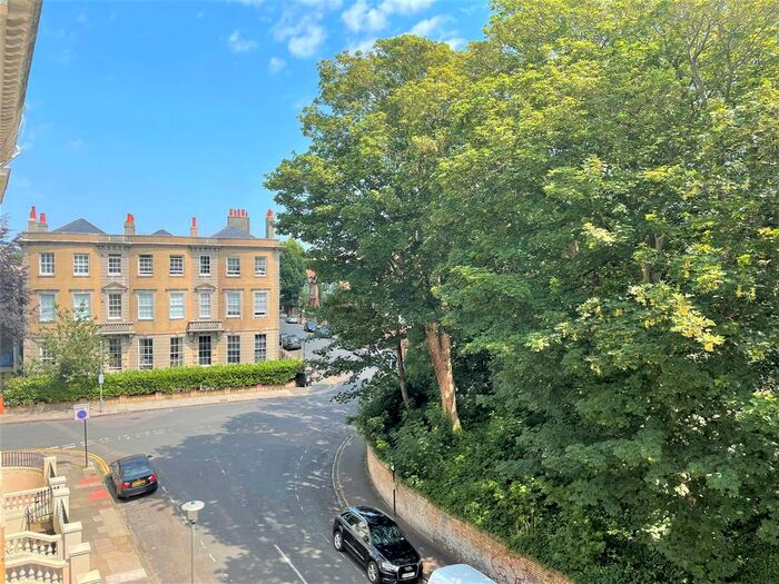 Studio To Rent In Norfolk Terrace, Brighton, BN1