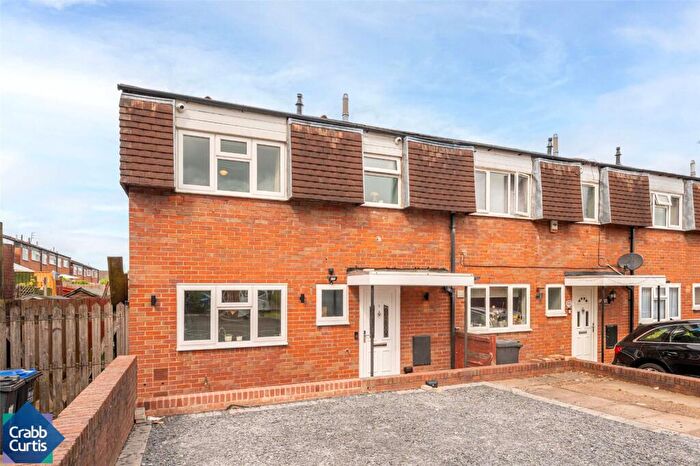 3 Bedroom End Of Terrace House For Sale In Dudley Green, Leamington Spa, CV32