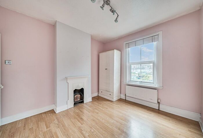 2 Bedroom Terraced House For Sale In Eastfields Road, Mitcham, CR4