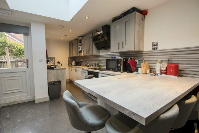 5 Bedroom House To Rent In Florence Buildings, Hubert Road, Selly Oak, Birmingham, B29