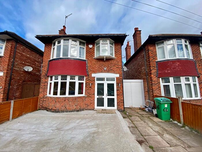 4 Bedroom House To Rent In Ranelagh Grove, Nottingham, NG8