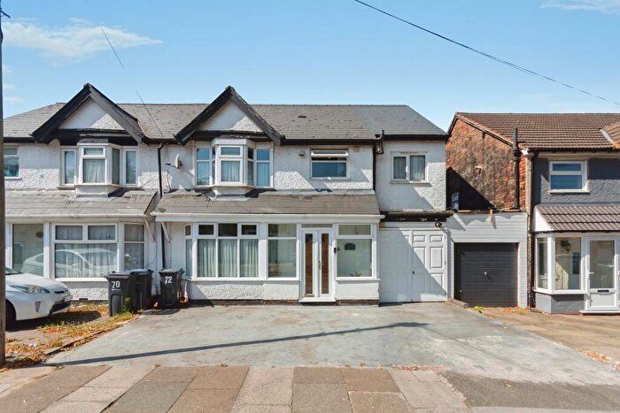 5 Bedroom Semi Detached House For Sale In Tetley Road, Birmingham, B11