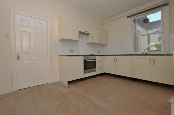 3 Bedroom Terraced House To Rent In Barratt Street, BS5