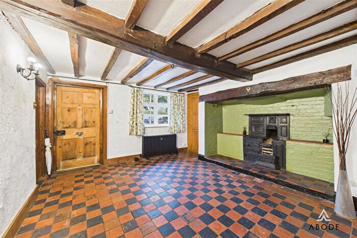 2 Bedroom Cottage To Rent In School House Lane, Abbots Bromley, WS15