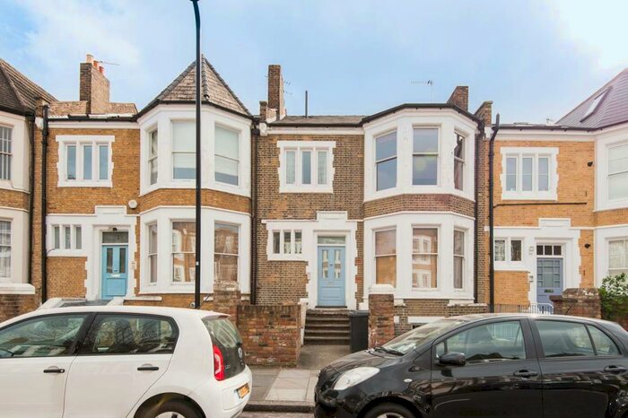2 Bedroom Flat To Rent In Kyverdale Road, Stoke Newington, N16