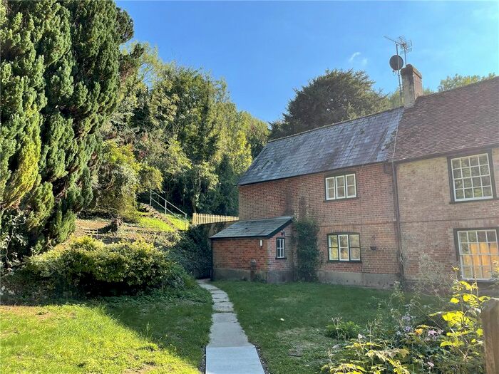 3 Bedroom Semi-Detached House To Rent In Leckford, Stockbridge, Hampshire, SO20