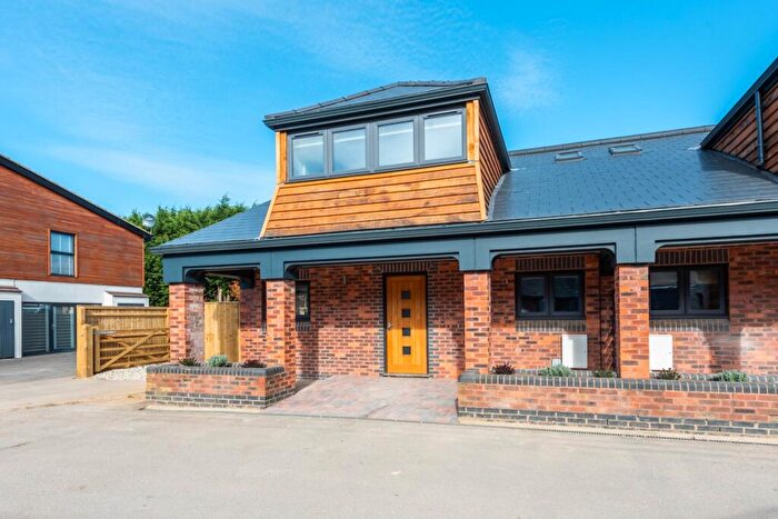 3 Bedroom End Of Terrace House To Rent In Oxford Road, Kingston Bagpuize, OX13