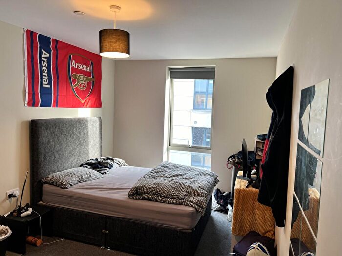 5 Bedroom Town House To Rent In Sudbury Street, Sheffield, S3