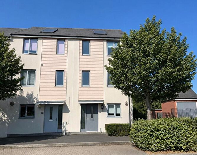 4 Bedroom End Of Terrace House To Rent In Long Down Avenue, Bristol, BS16