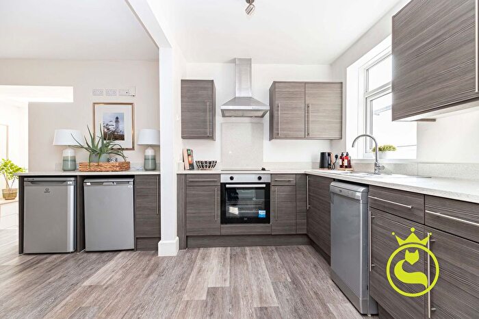 4 Bedroom Detached House For Sale In Bournemouth Road, Ashley Cross, Poole, BH14