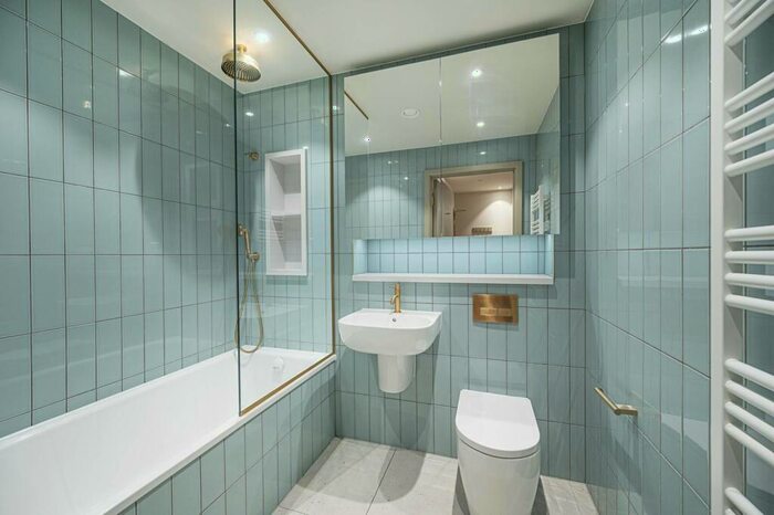 2 Bedroom Flat To Rent In The Sessile, Tottenham, London, N17