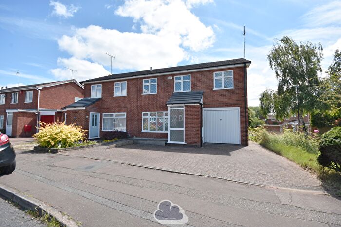 4 Bedroom Semi-Detached House To Rent In Dorchester Way, Coventry, CV2