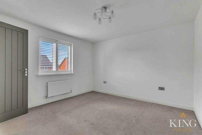 4 Bedroom Detached House For Sale In Sycamore Gardens, Meon Vale, Stratford-Upon-Avon, CV37