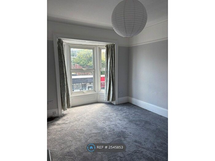 3 Bedroom Flat To Rent In High Street, Shanklin, PO37