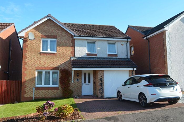 4 Bedroom Villa For Sale In Mcgarvie Drive, Redding, FK2