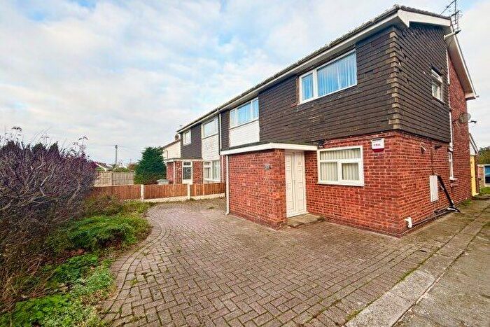 2 Bedroom Flat To Rent In Kentmere Drive, Wirral, CH61