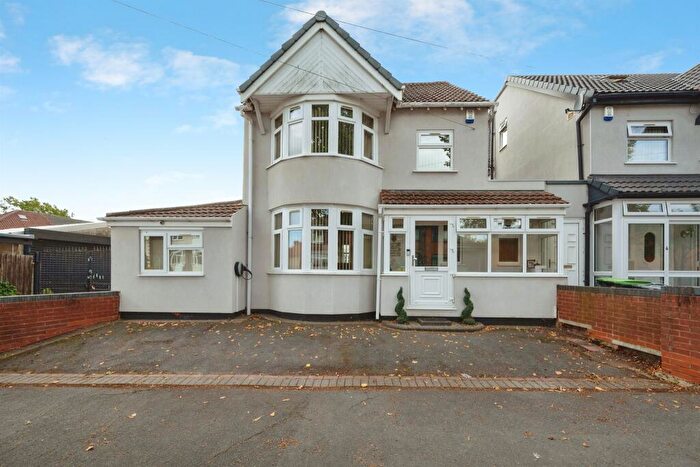 3 Bedroom Detached House For Sale In Ernest Road, Smethwick, B67