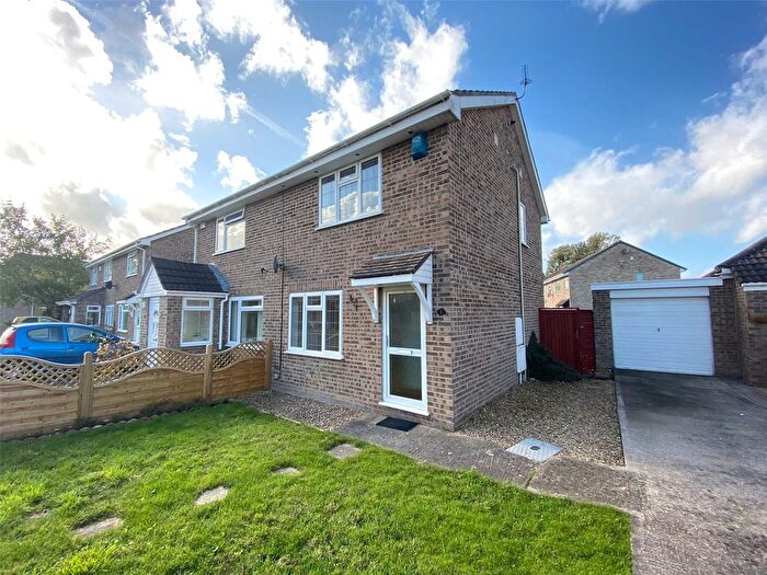 2 Bedroom Semi-Detached House To Rent In Elder Close, Highbridge, Somerset, TA9