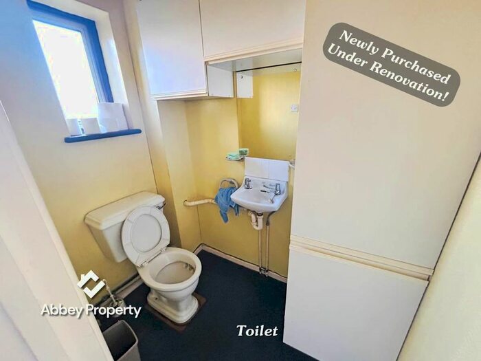 5 Bedroom End Of Terrace House To Rent In Hunts Close, Farley Hill Area/ Near Town, LU1