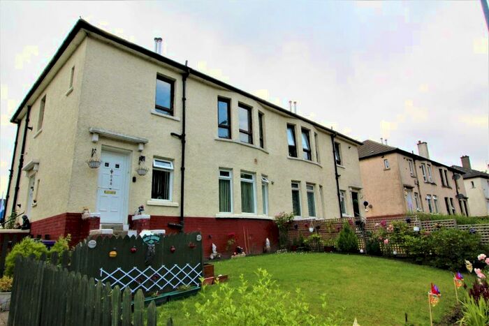 2 Bedroom Flat To Rent In Boydstone Road, Thornliebank, Glasgow, G46