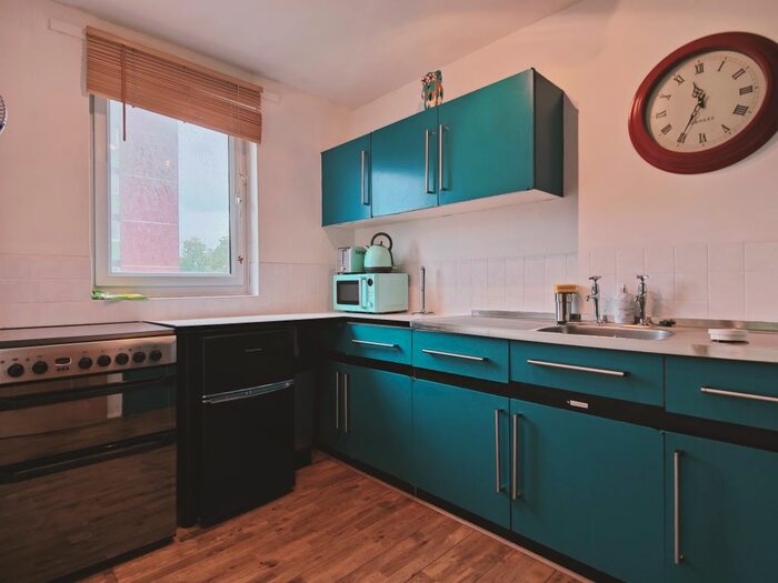 1 Bedroom Flat To Rent In Keats House, Porchester Mead, BR3