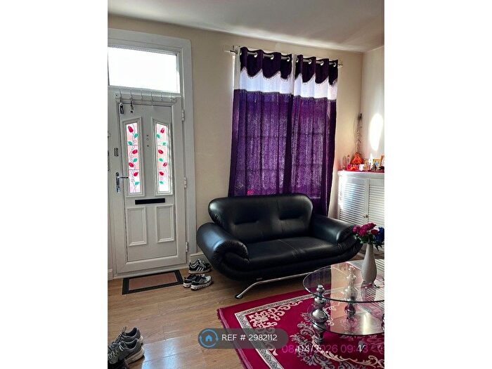 3 Bedroom Terraced House To Rent In Marjorie Street, Leicester, LE4