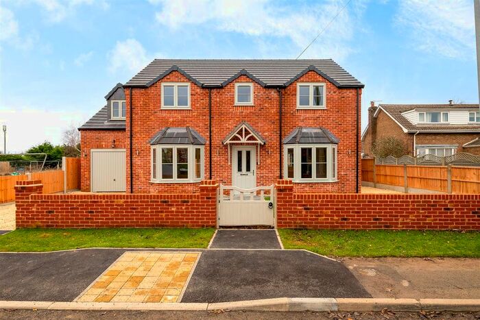 4 Bedroom Detached House For Sale In Church Lane, Saxilby, Lincoln, LN1