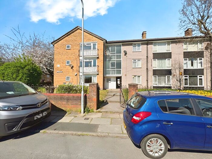2 Bedroom Apartment For Sale In Slim Road, Liverpool, Merseyside, L36