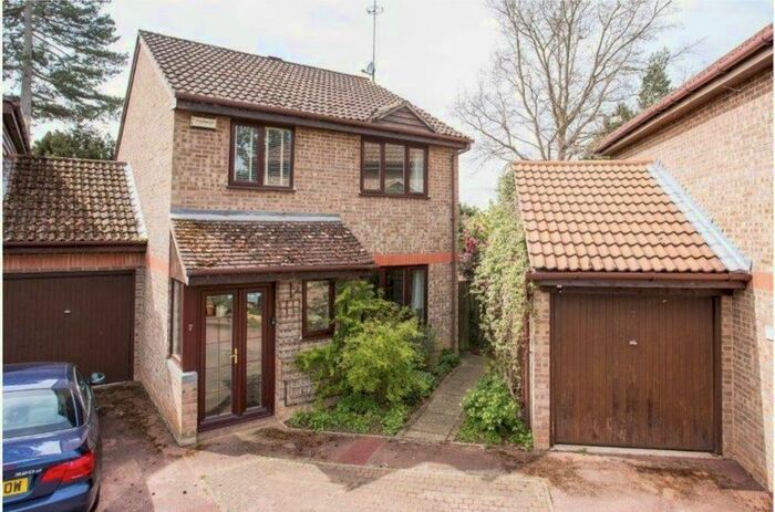 3 Bedroom Property To Rent In Thicketts, Sevenoaks, TN13