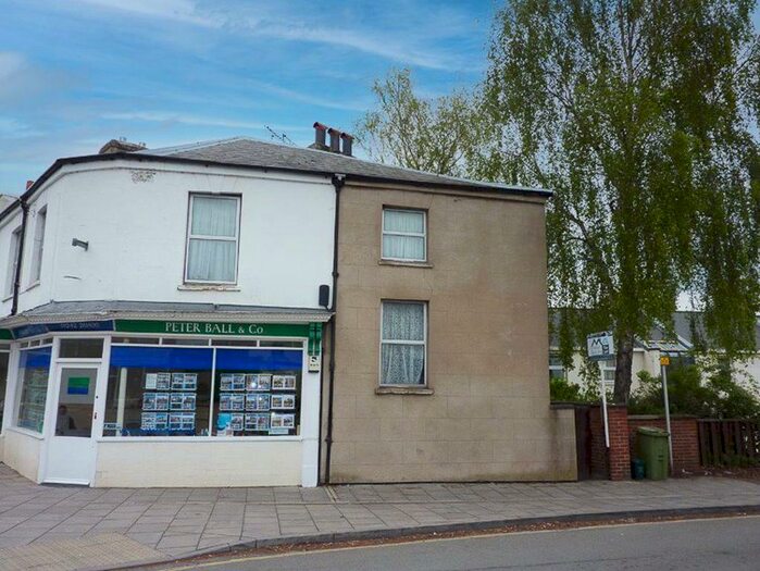 1 Bedroom Flat To Rent In Shurdington Road, GL53