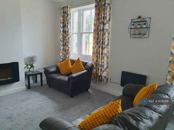 2 Bedroom Flat To Rent In Market Place, Whitehaven, CA28