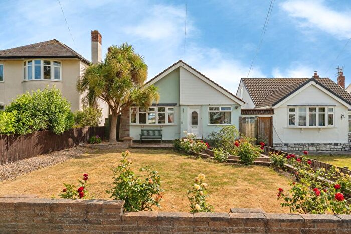 4 Bedroom Bungalow For Sale In Ffordd Penrhwylfa, Prestatyn, Denbighshire, LL19