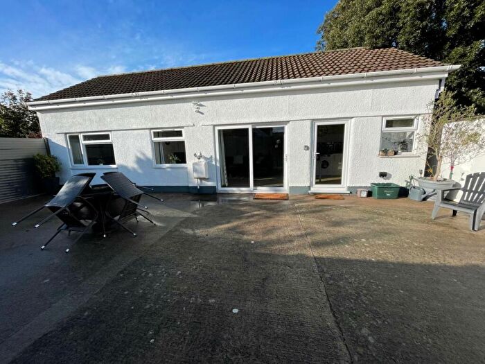 2 Bedroom Detached Bungalow To Rent In Sand Farm Lane, Kewstoke, Weston-super-Mare, BS22