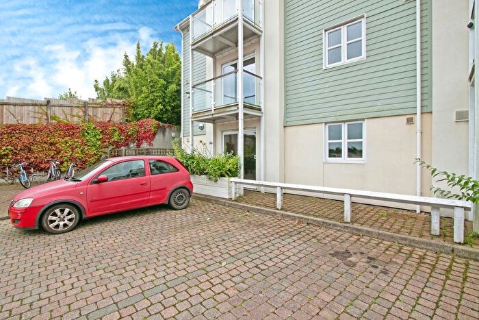 1 Bedroom Flat For Sale In College Hill, Penryn, Cornwall, TR10