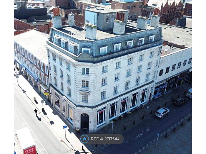 3 Bedroom Flat To Rent In Lord Street, Southport, PR8