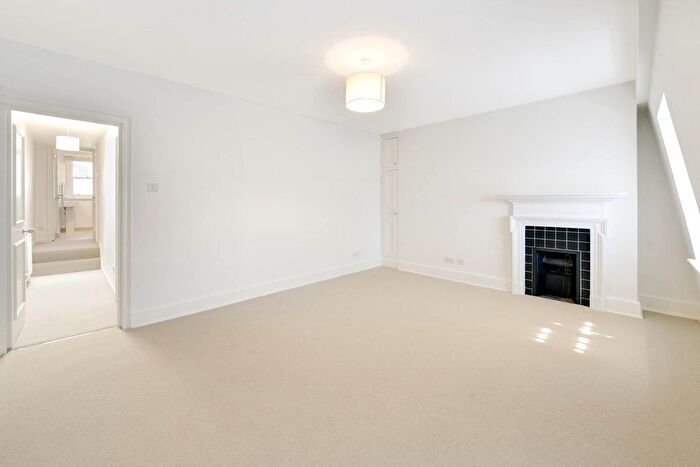 1 Bedroom Flat To Rent In Hans Road, Knightsbridge, SW3