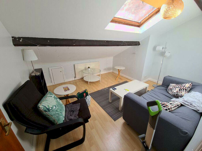 2 Bedroom House To Rent In Moorland Road, Leeds, LS6