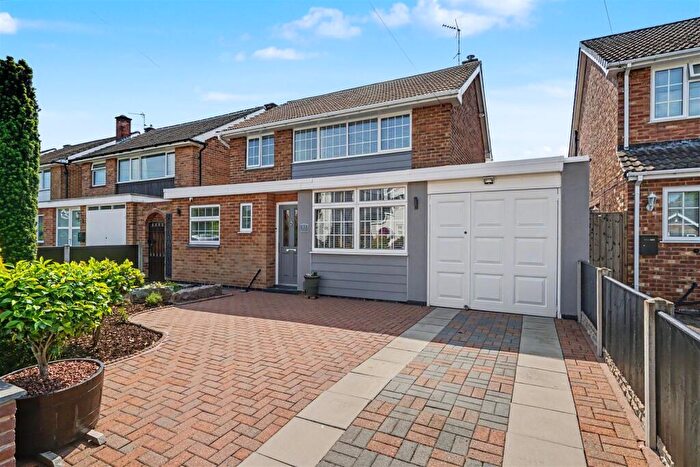 3 Bedroom Detached House For Sale In Trowell Grove, Long Eaton, NG10
