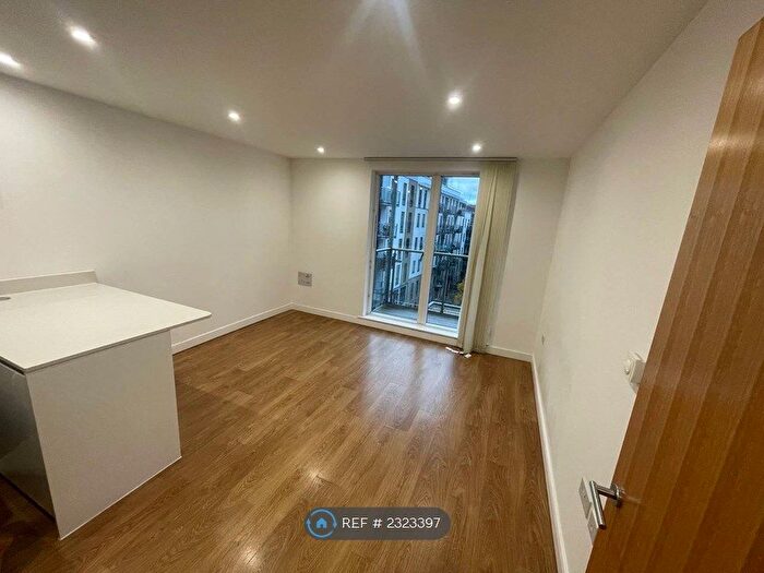 1 Bedroom Flat To Rent In Sargasso Court, London, E3