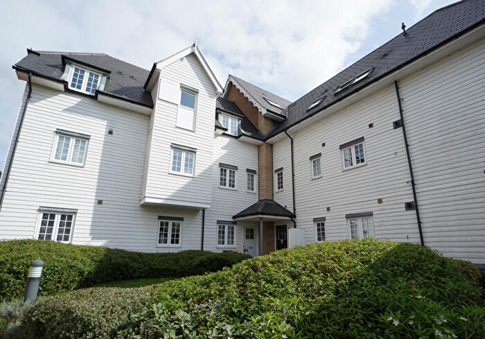 2 Bedroom Flat For Sale In Axial Drive, CO4