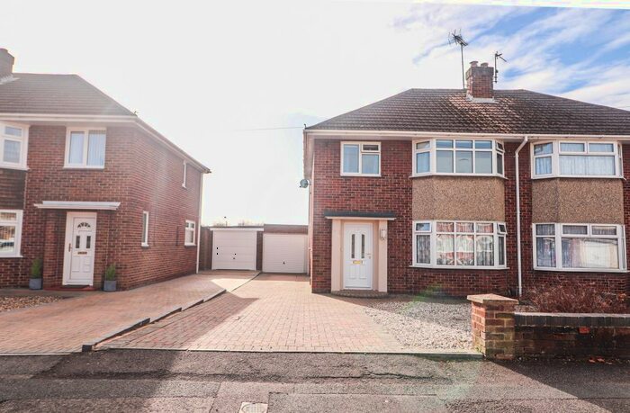 3 Bedroom Semi-Detached House To Rent In Wheeler Avenue, Swindon, SN2