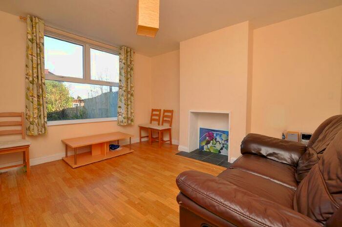 4 Bedroom Terraced House To Rent In B, Cropthorne Road, Horfield, BS7