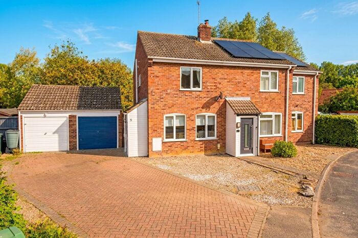 2 Bedroom Semi-Detached House For Sale In Newton Close, Newton Flotman, Norwich, NR15