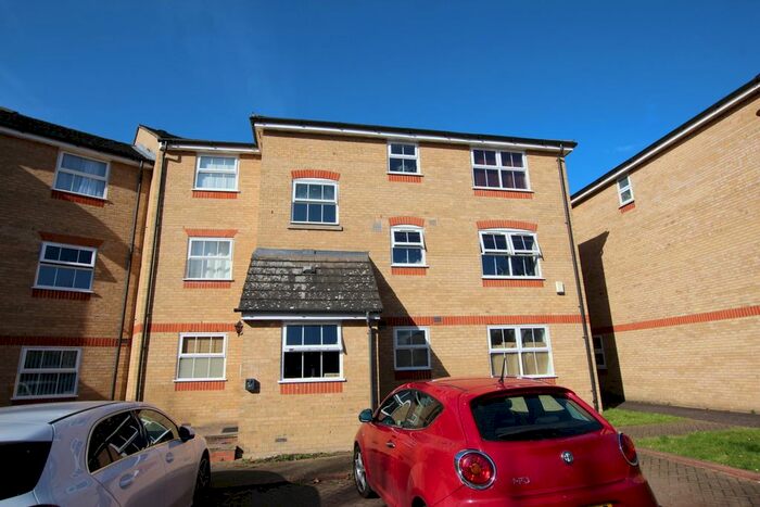 1 Bedroom Flat To Rent In Soper Mews, Harston Drive, Enfield, London, EN3